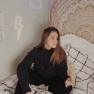 Meet your Posher, Joanna